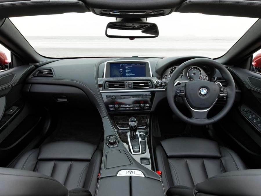  BMW 640i Convertible 2011 года  (UK) (фото 4 из 13)